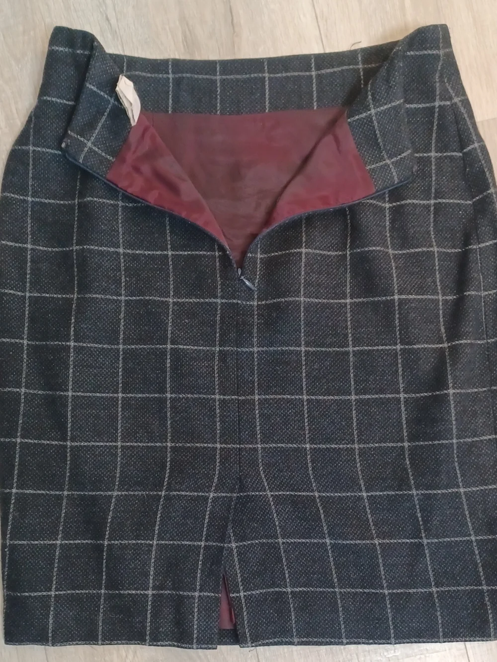 Size 10 CASUAL CORNER double breasted plaid skirt suit. Business Office Vintage